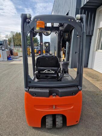 Chariot FENWICK électrique E12
