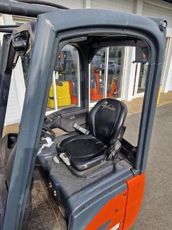 Chariot FENWICK électrique E12