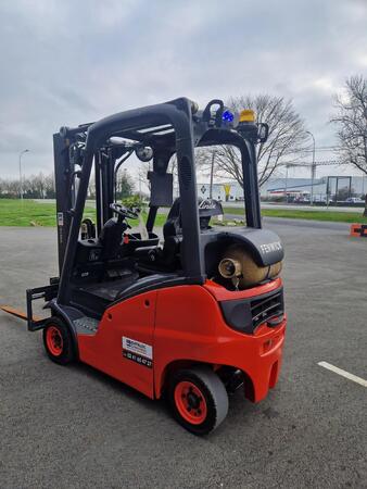 Chariot FENWICK LINDE H16T gaz