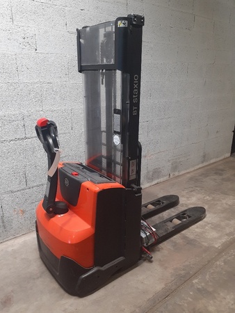 Gerbeur TOYOTA SWE 100